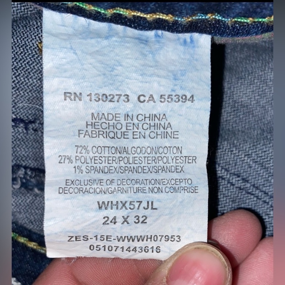 Wrangler Rock 47 Women’s Jeans Size 24/32 like new! - Picture 6 of 6